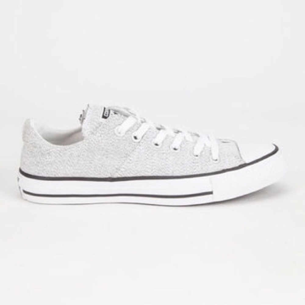 Low top converse